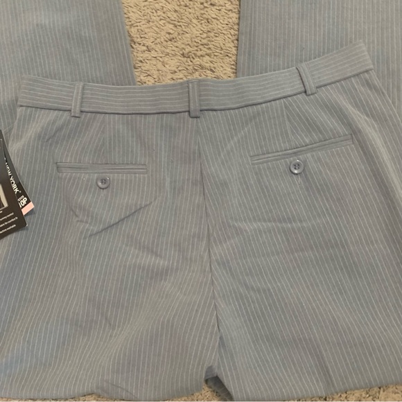 NWT Briggs New York Petite Pinstripe Pants 10P - Picture 10 of 10
